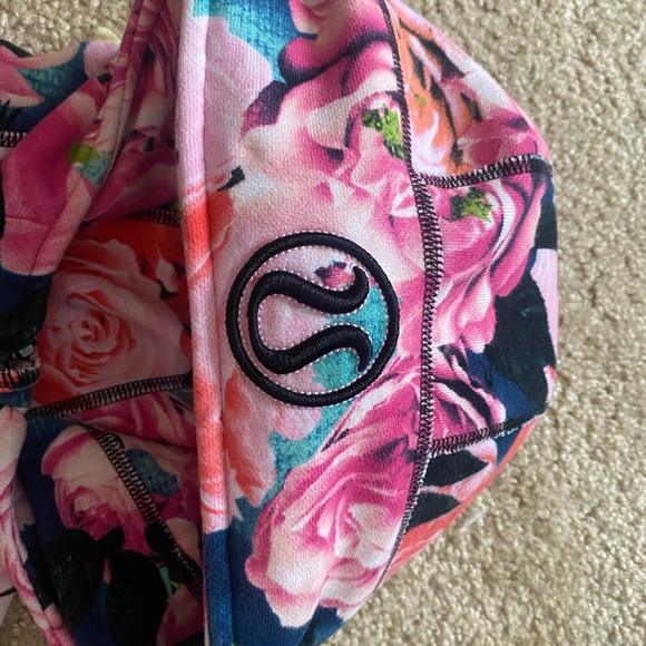 RARE!!! Lululemon floral scuba - Picture 3 of 3